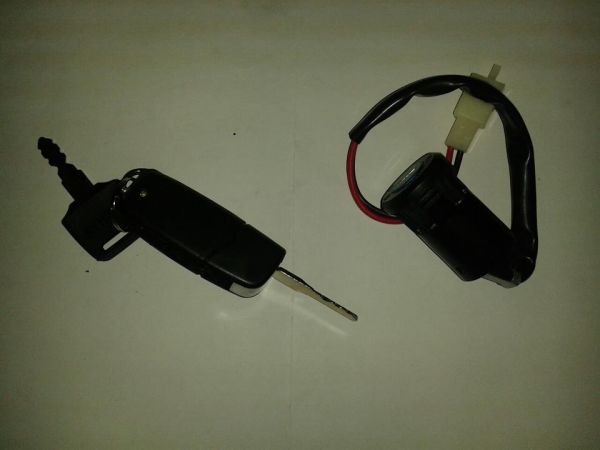 Chave contato canivete Titan 99, 2000, 2002 e Fan 2009